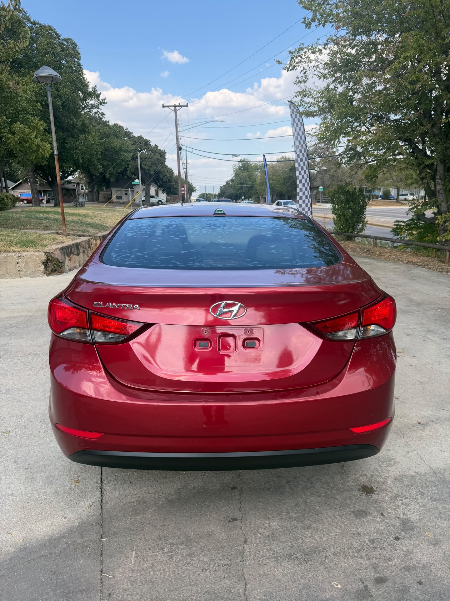 Hyundai Elantra 