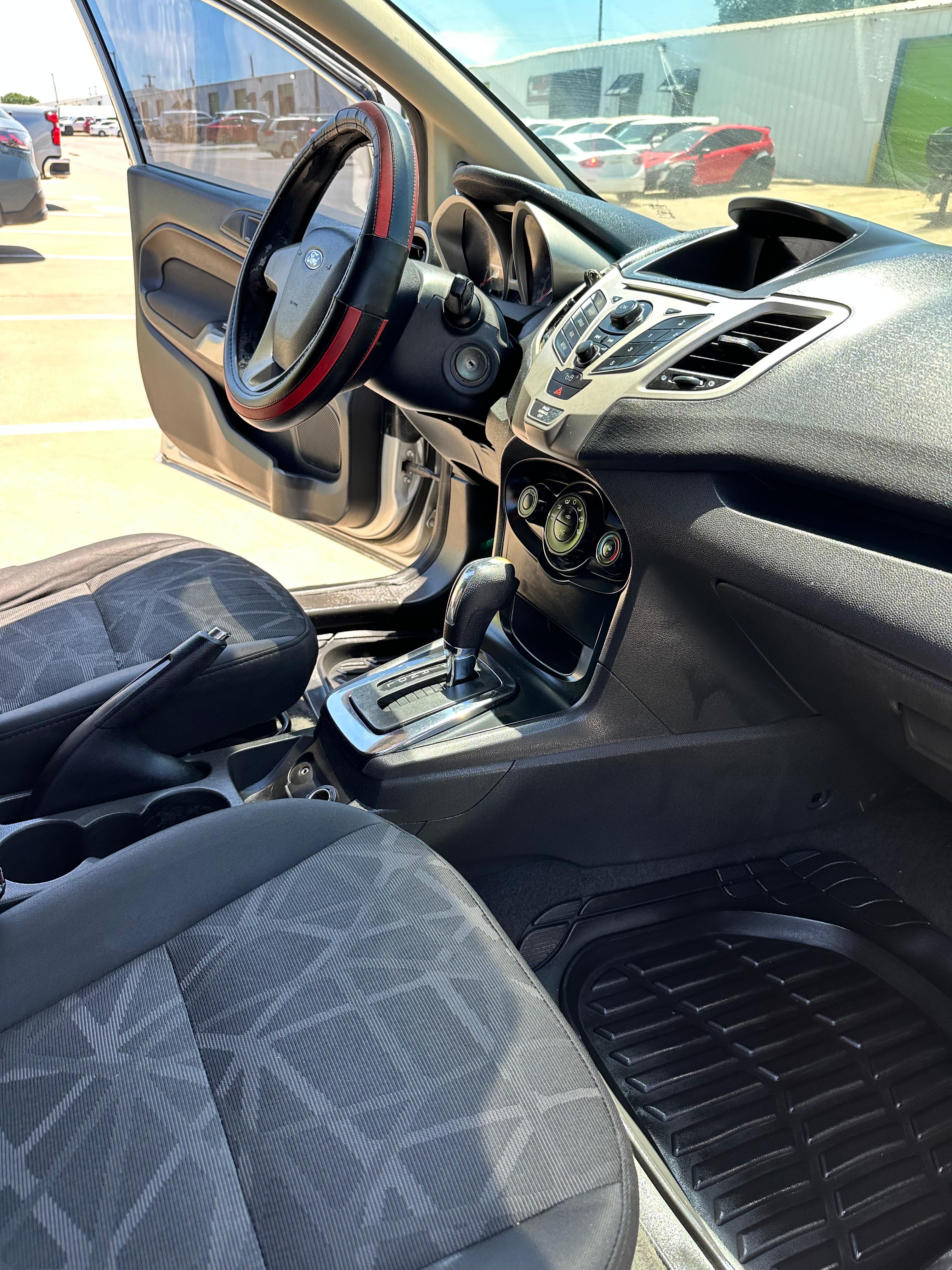 Ford Fiesta SE