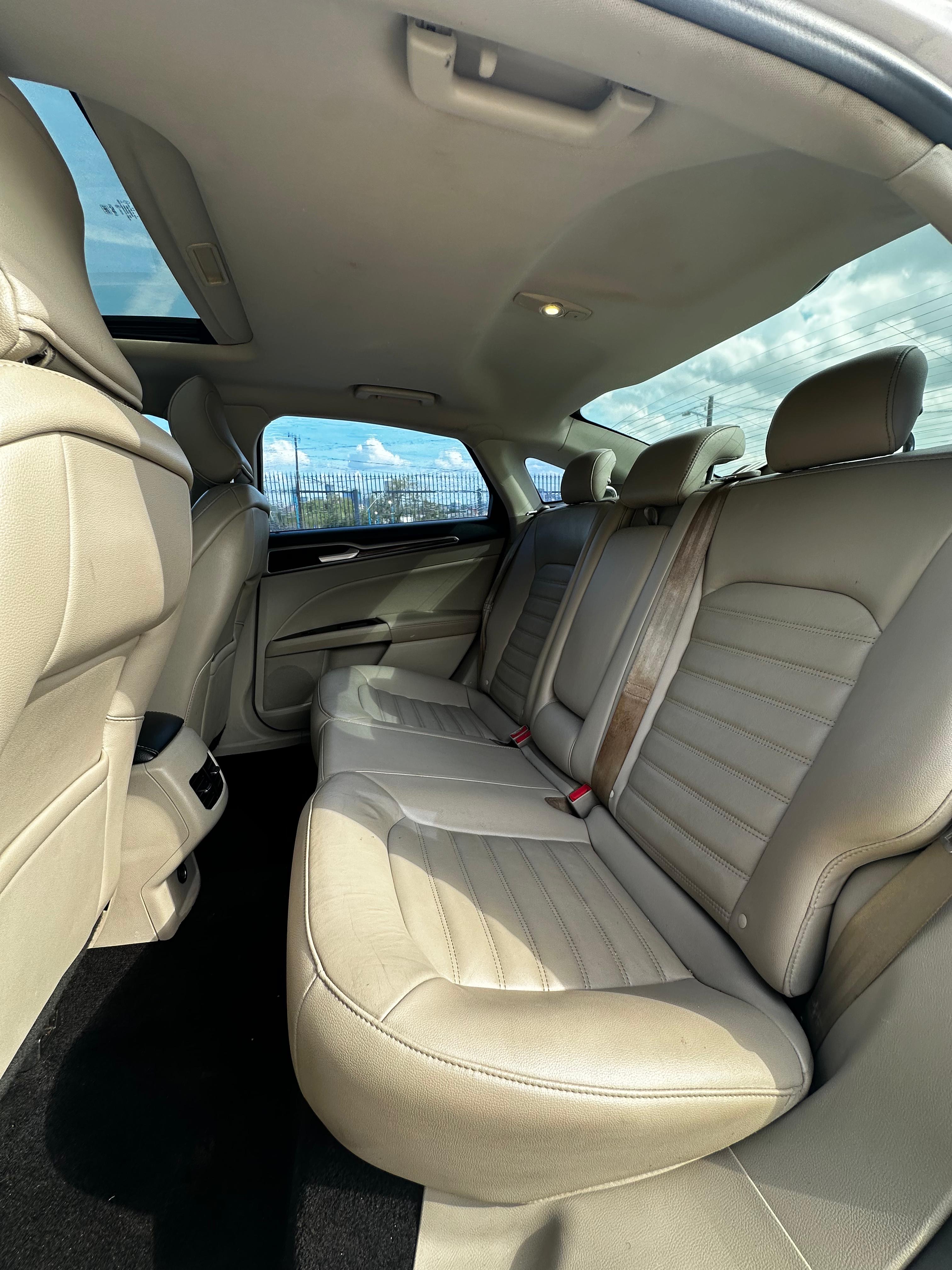 Ford Fusión Titanium 