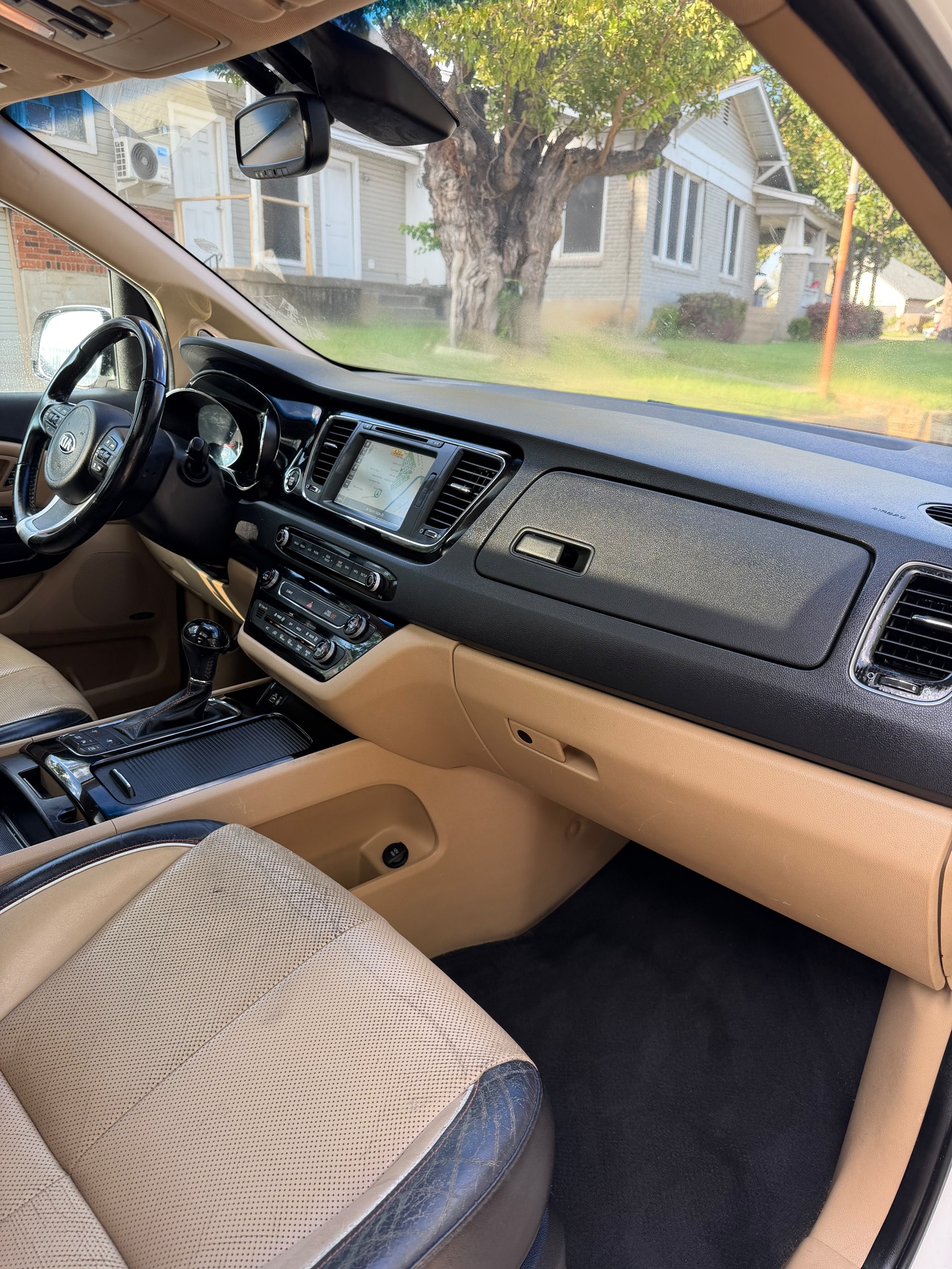 Kia Sedona SX Limited 
