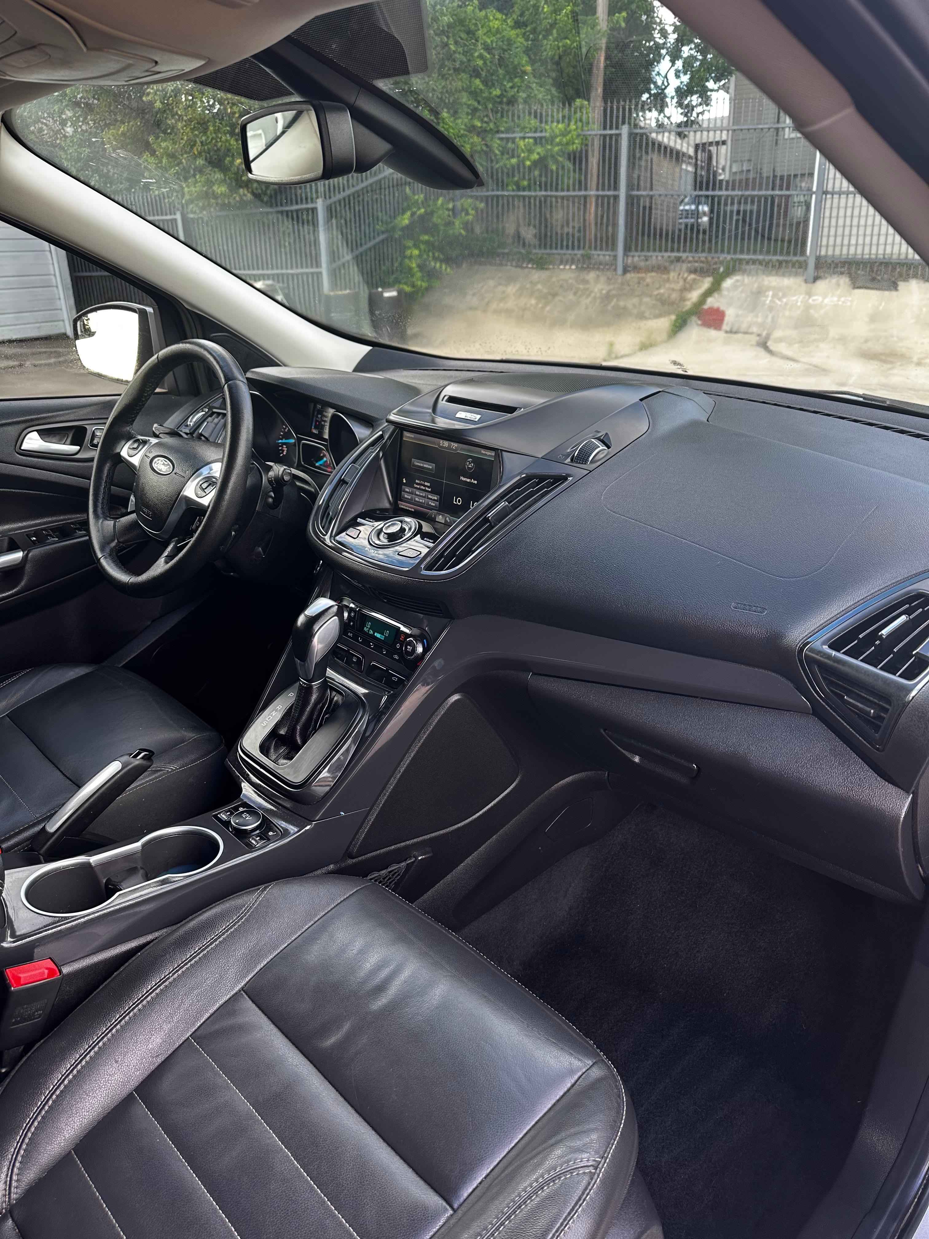 Ford Escape Titanium
