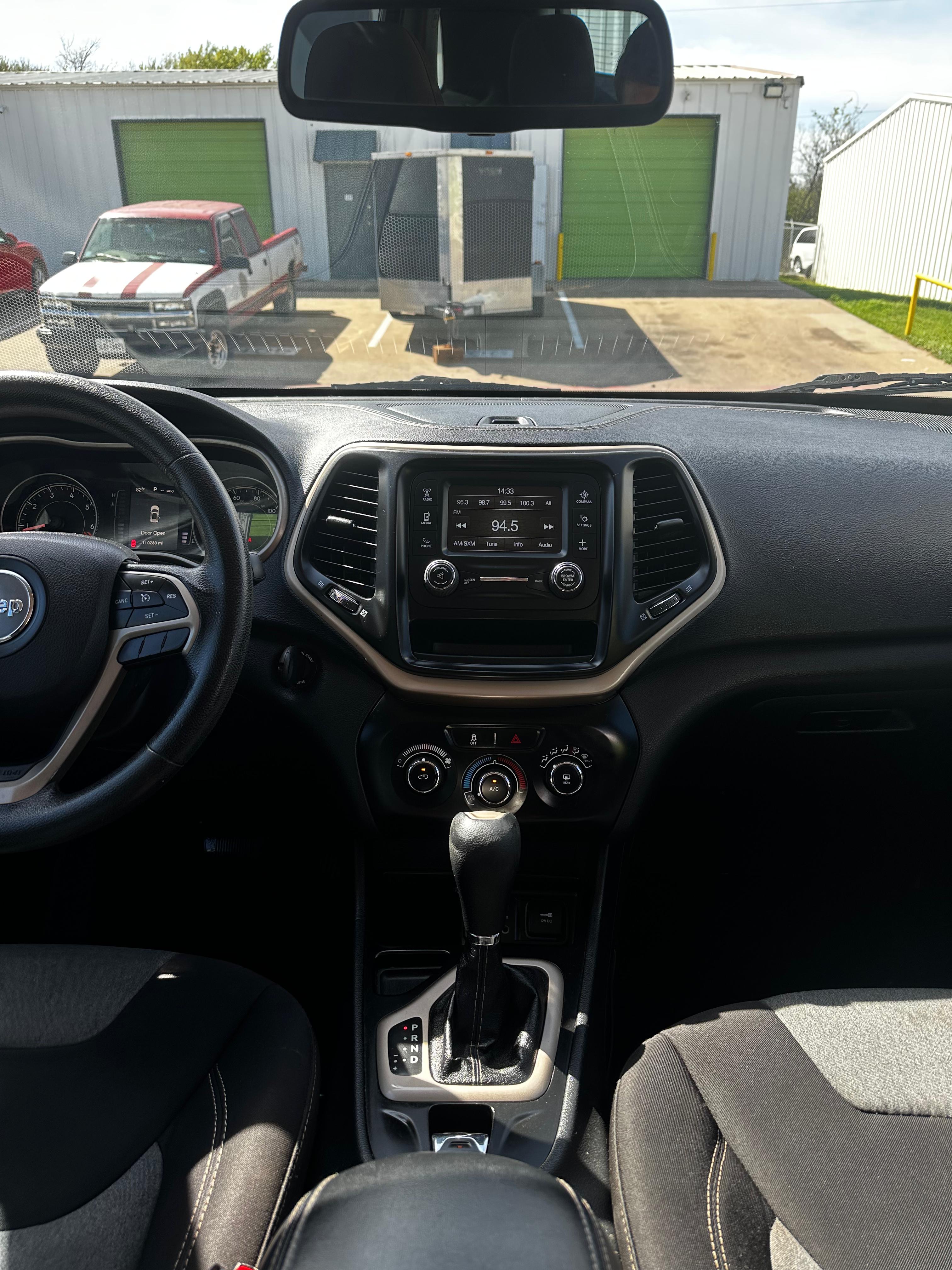 Jeep Cherokee Sport