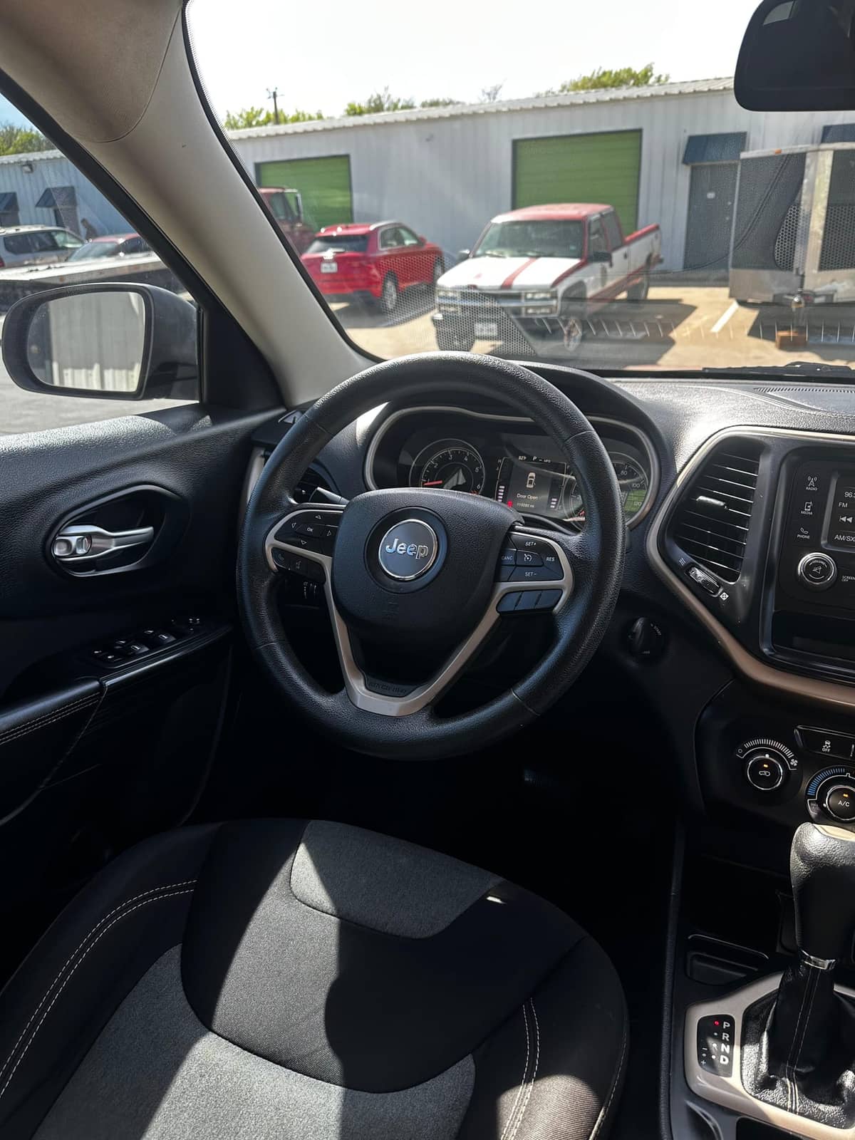 Jeep Cherokee Sport