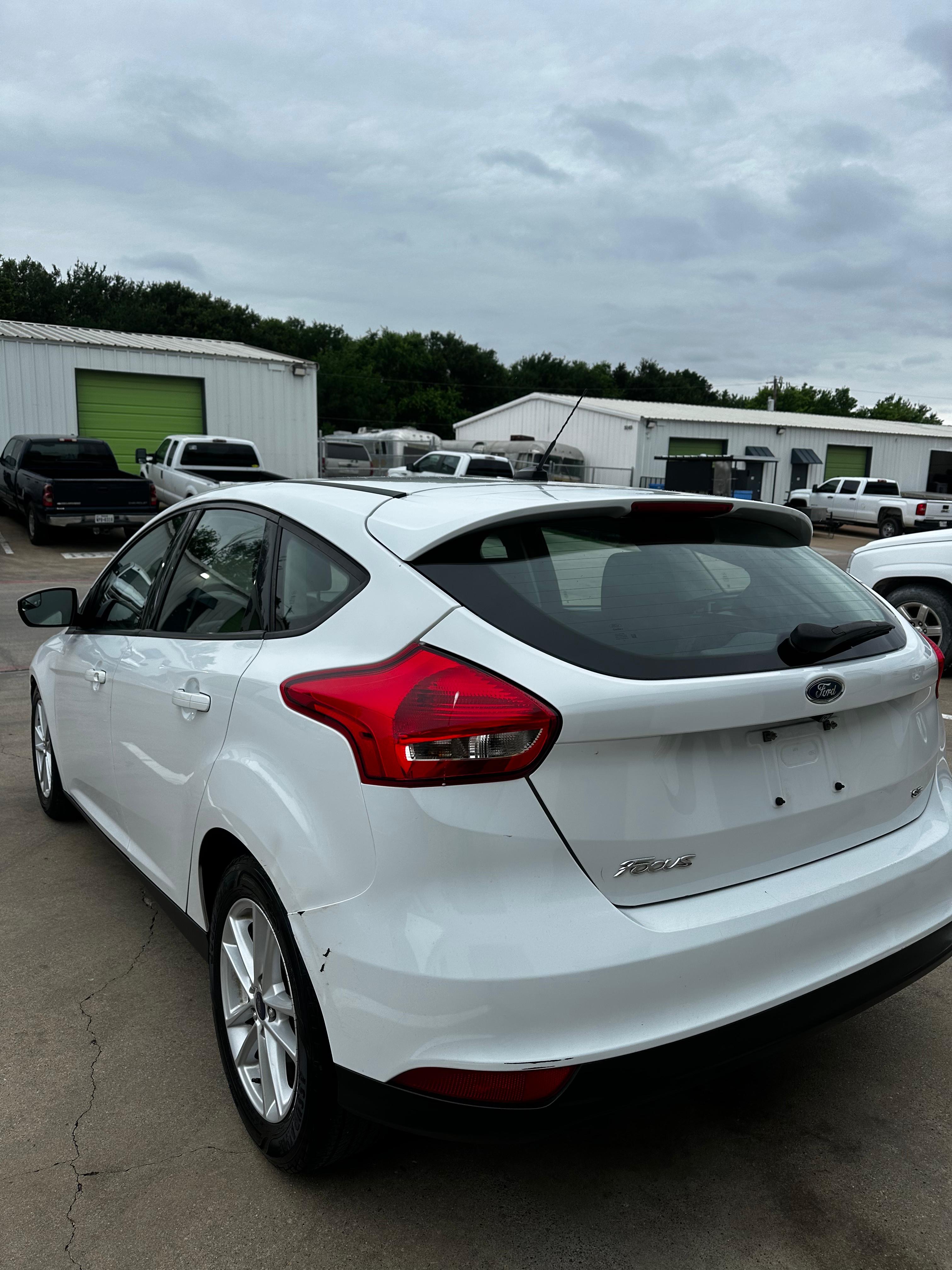 Ford Focus SE