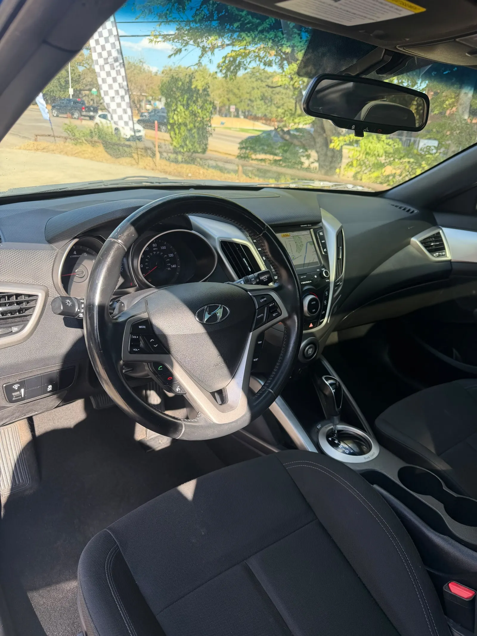 Hyundai VELOSTER VALUE EDITION