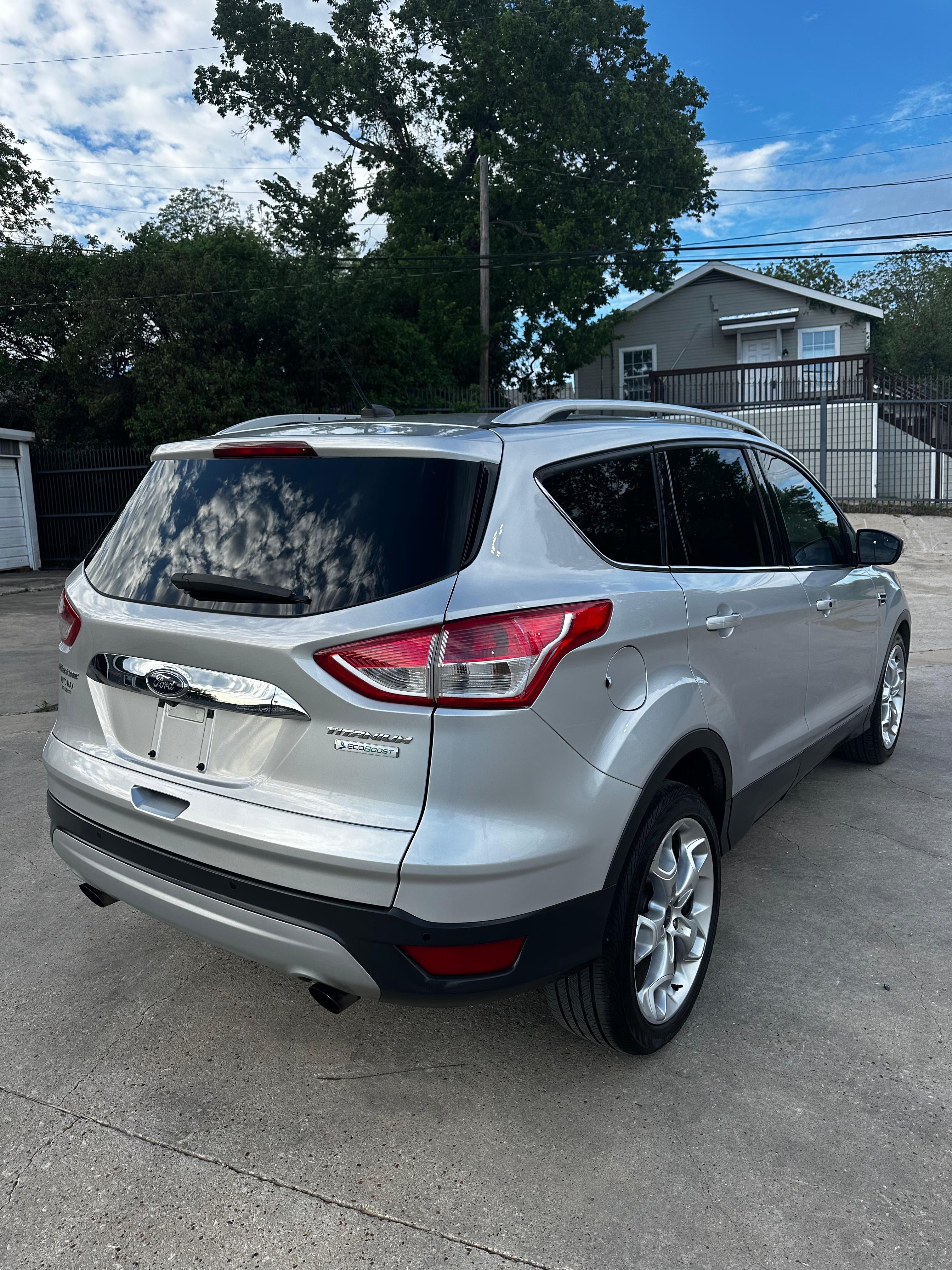 Ford Escape Titanium