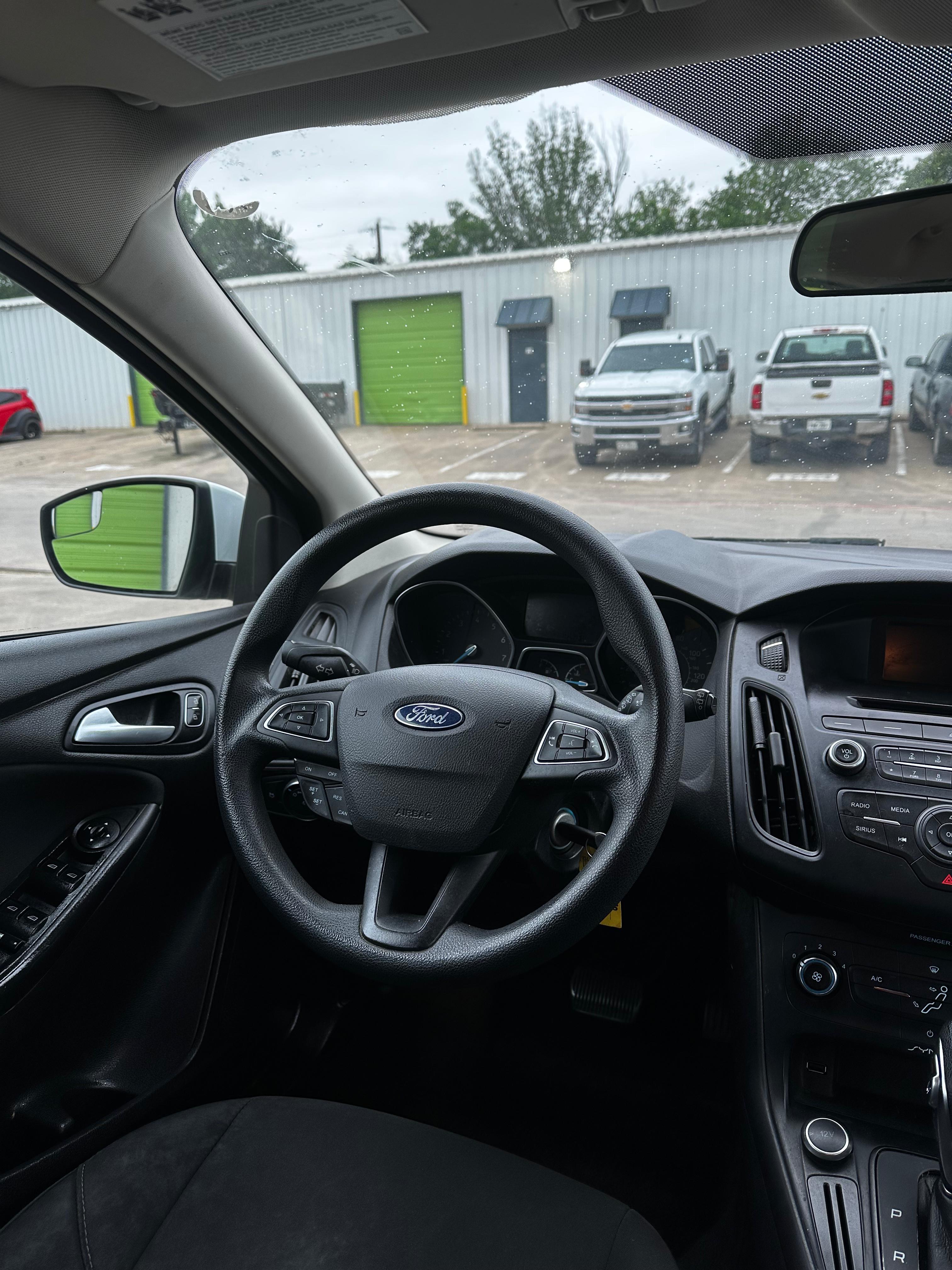 Ford Focus SE