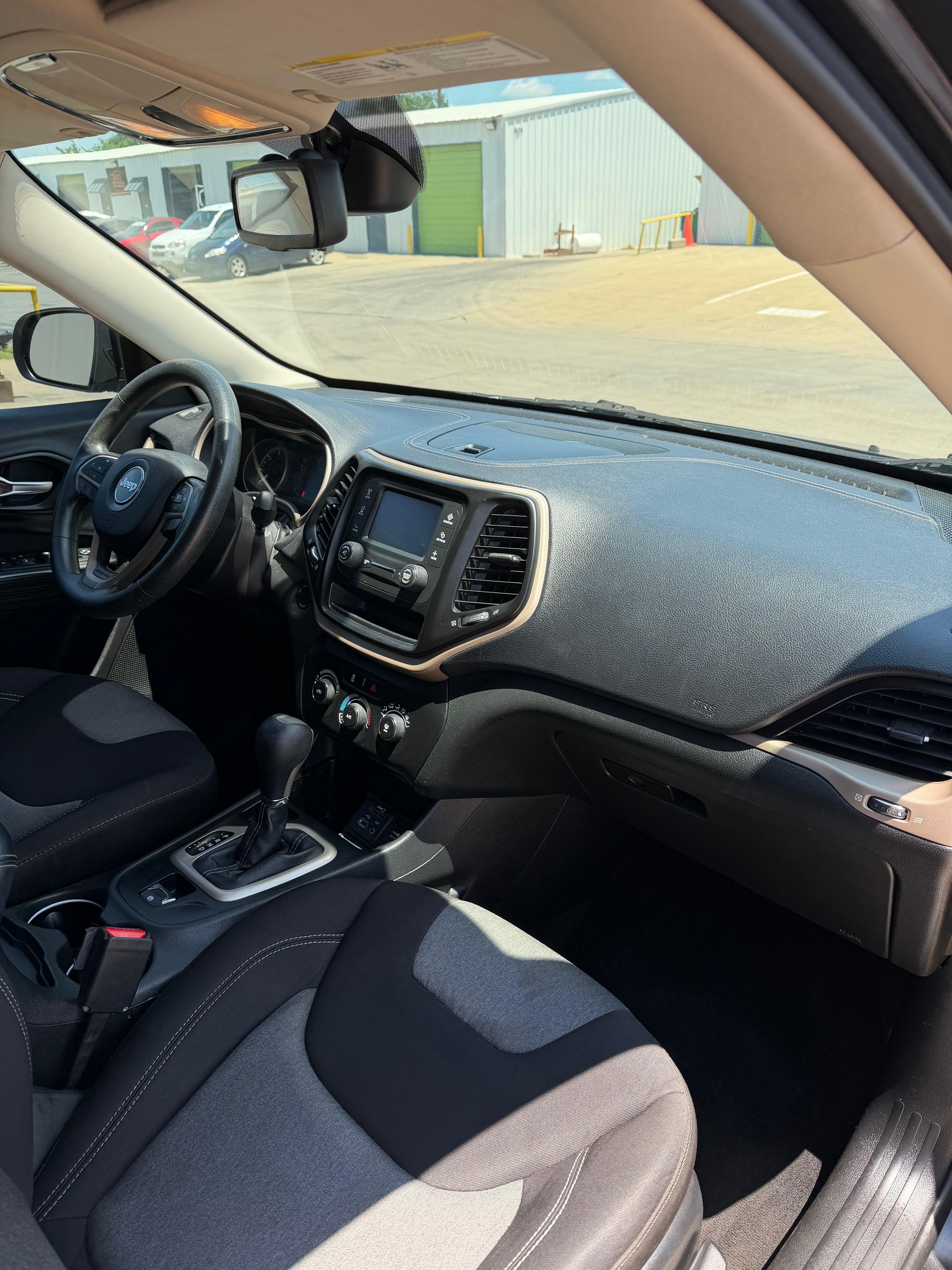 Jeep Cherokee 