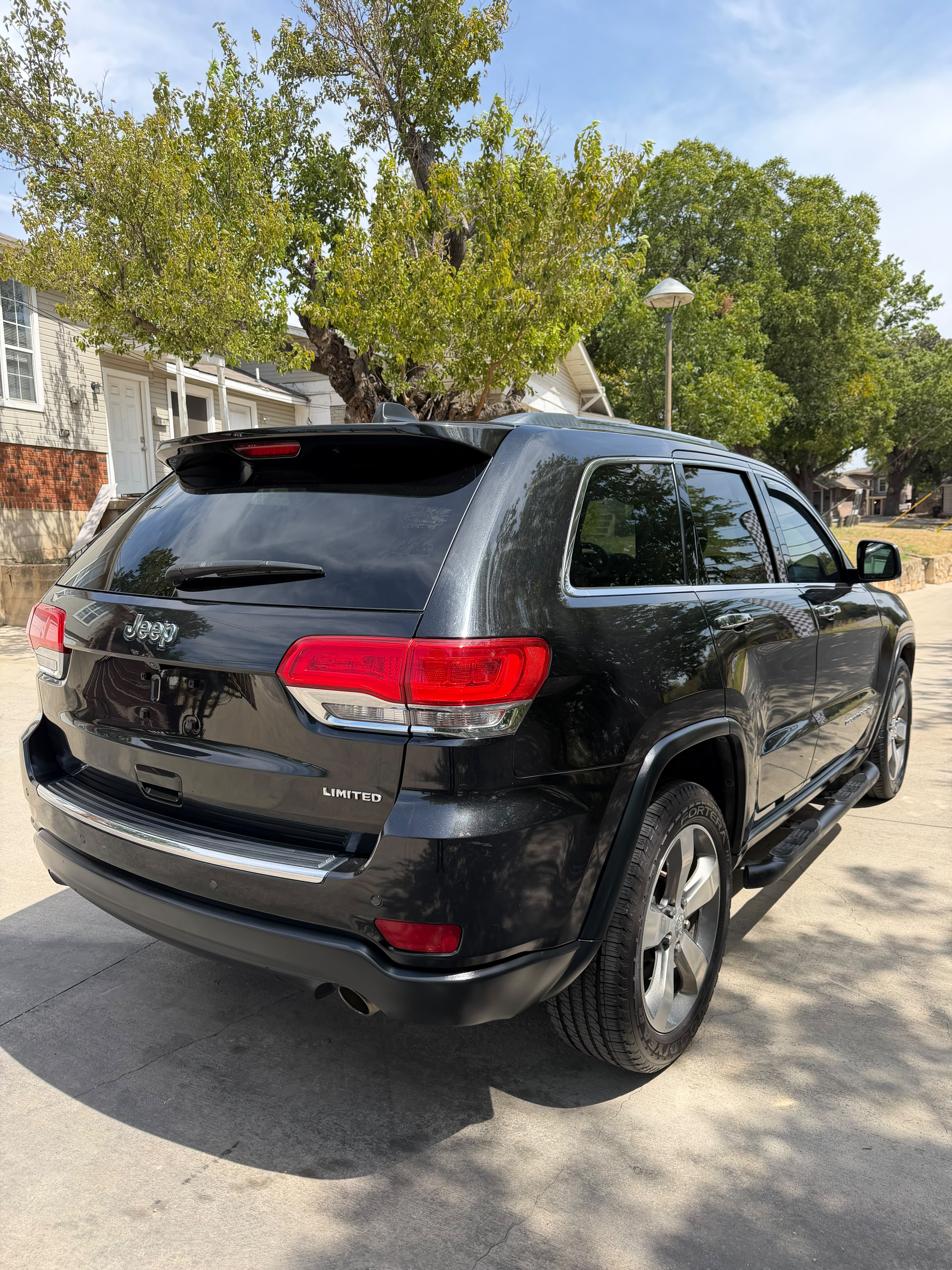 Jeep Grand Cherokee Limited 75th Anniversary