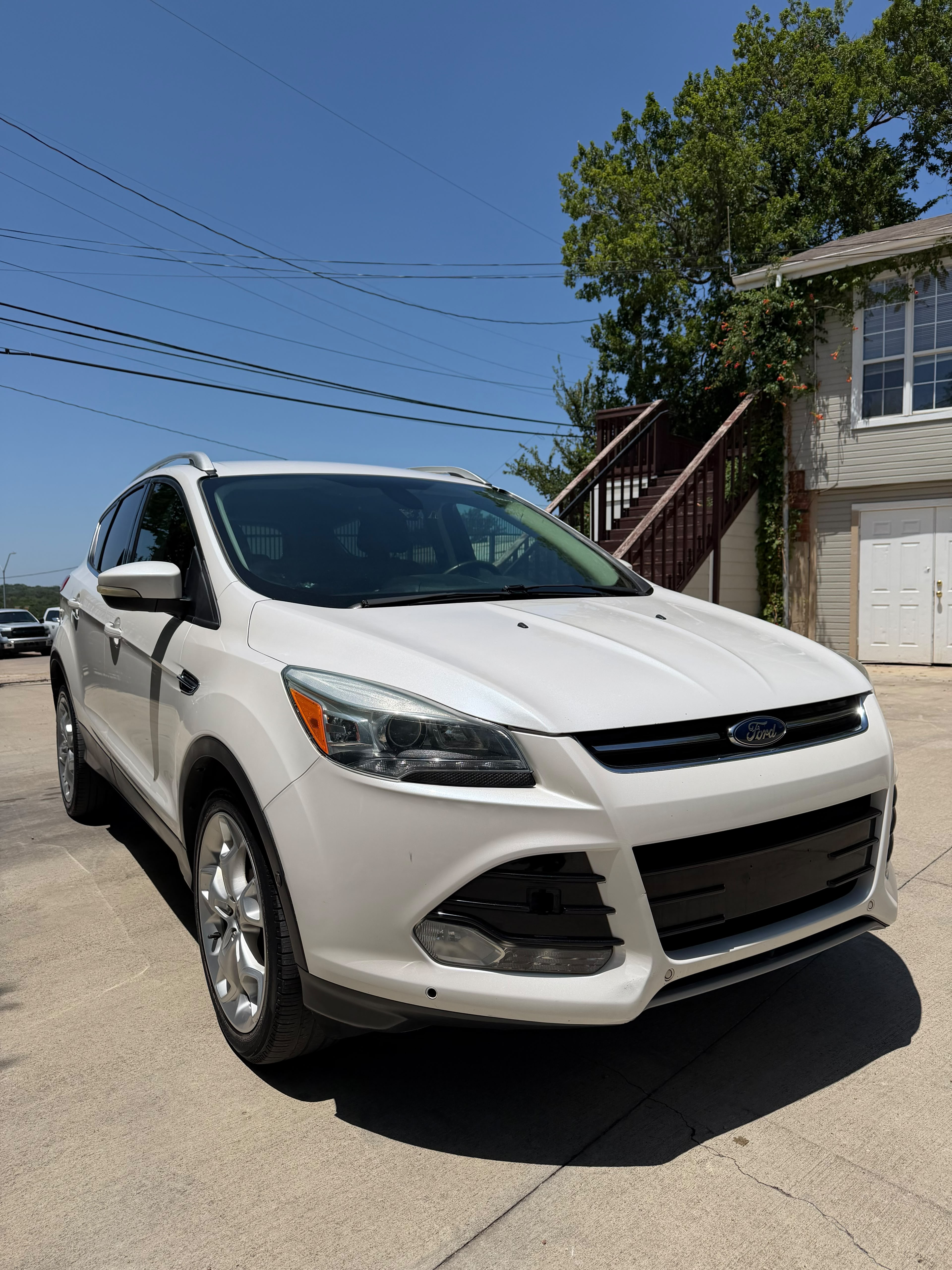 Ford Escape Titanium Plus