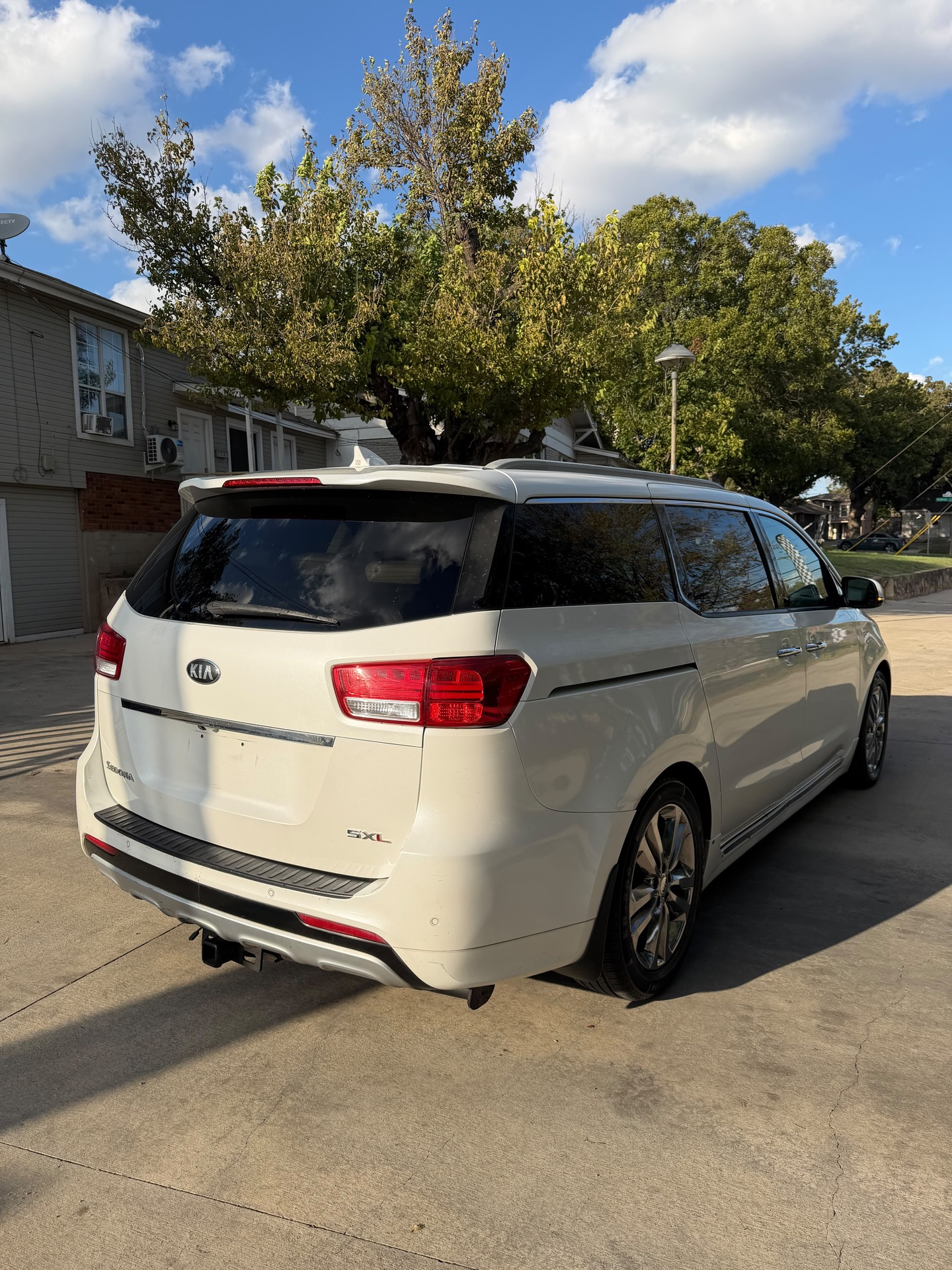 Kia Sedona SX Limited 