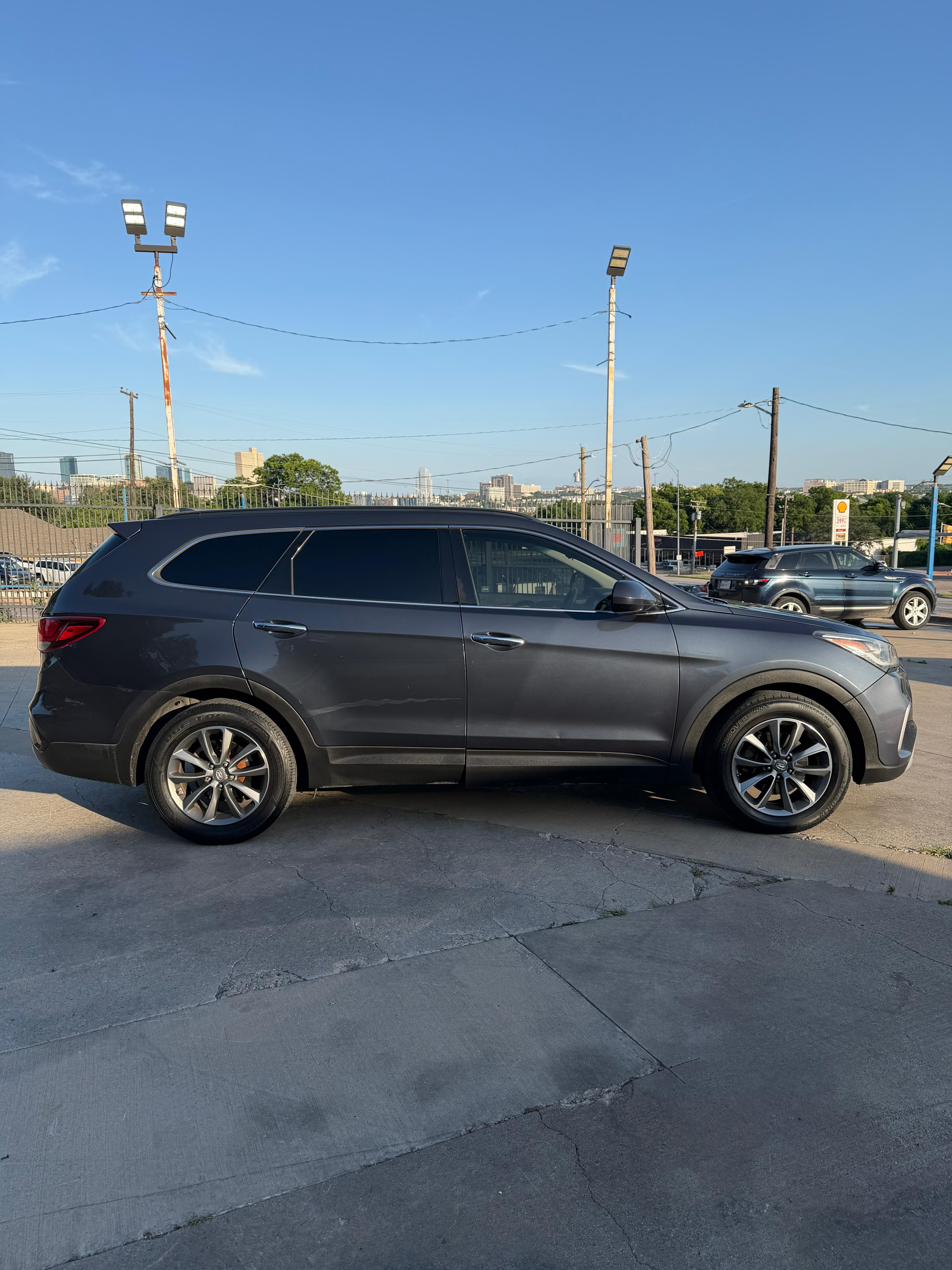 Hyundai Santa Fe Limited 3.3