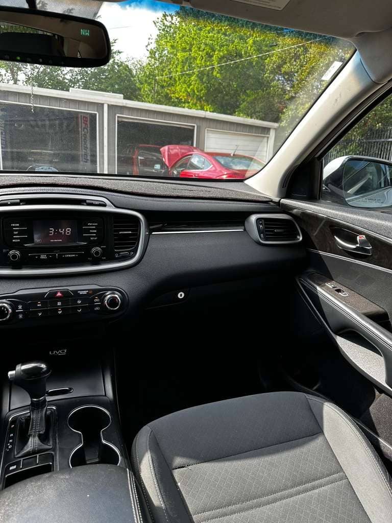 Kia Sorento Limited 