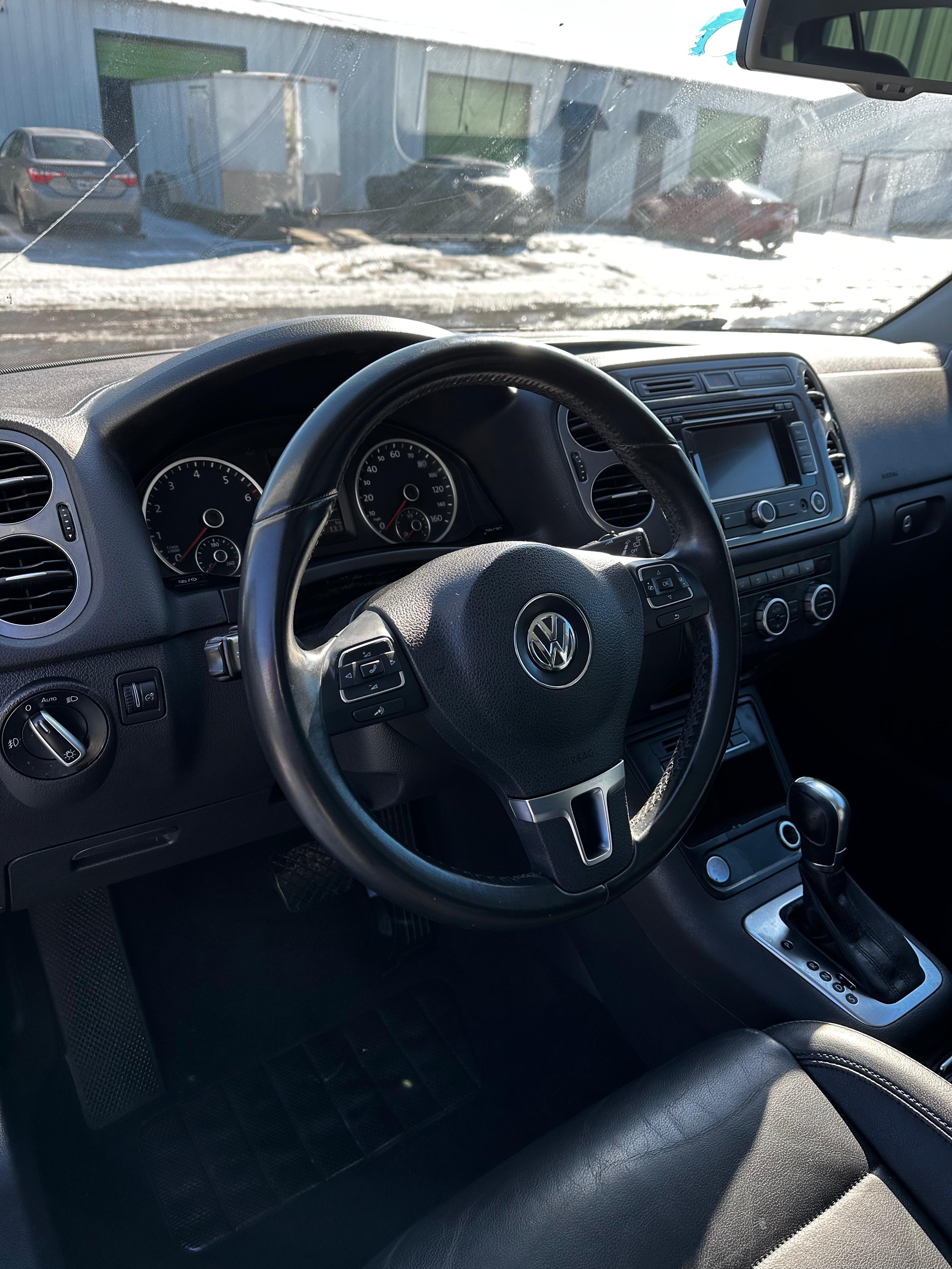 Volkswagen Tiguan Limited