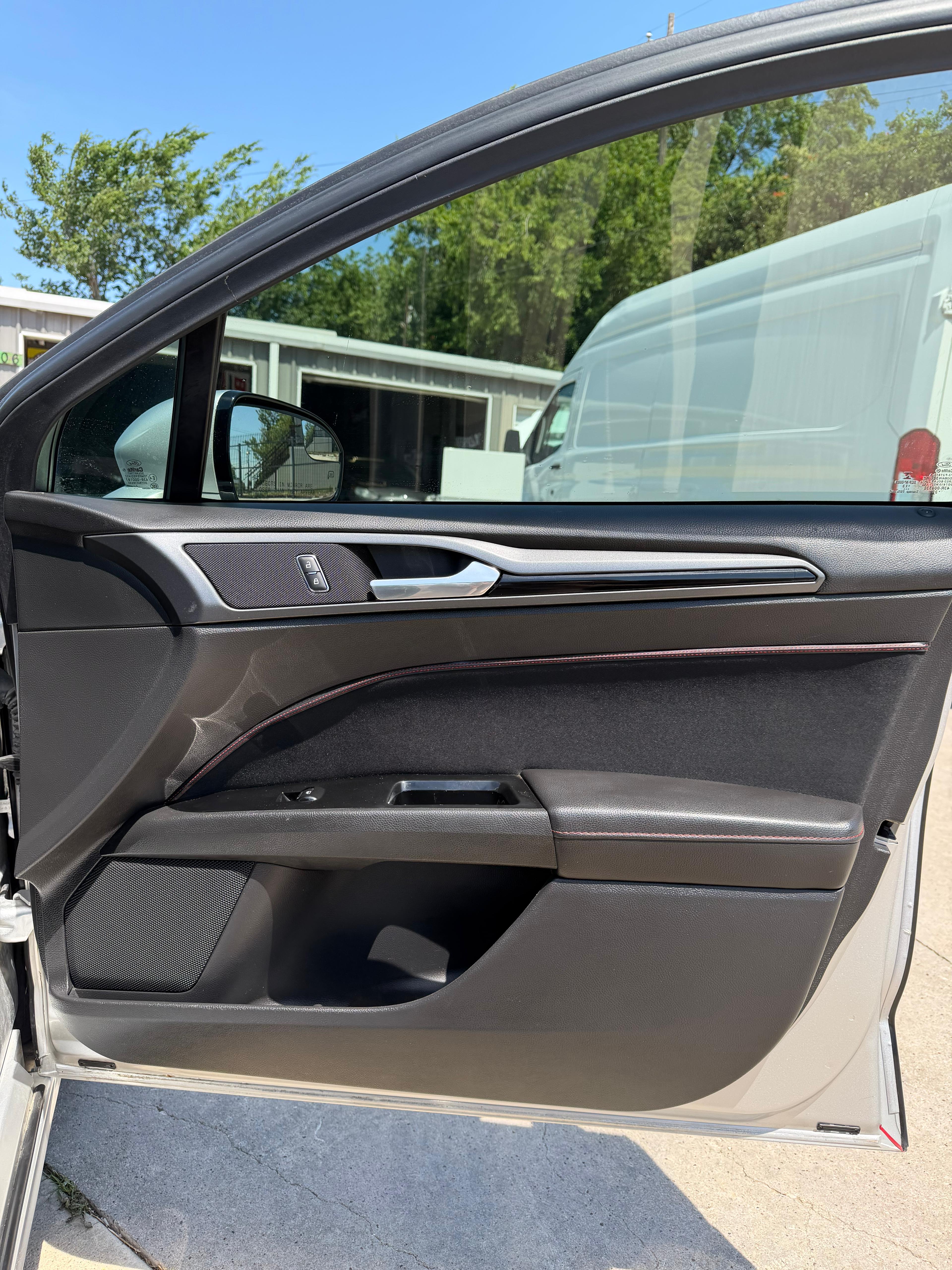 Ford Fusion Limited