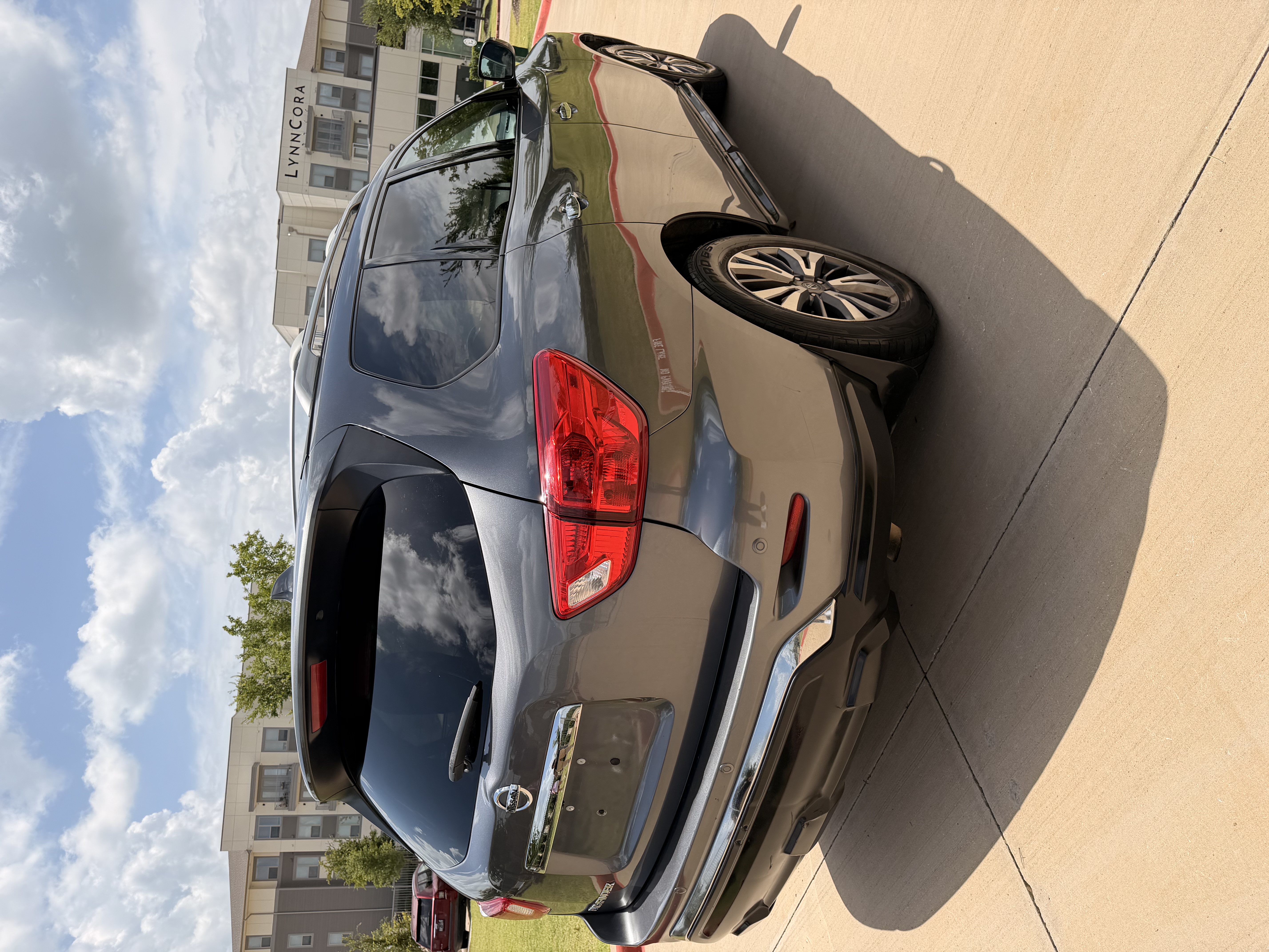 Nissan Pathfinder