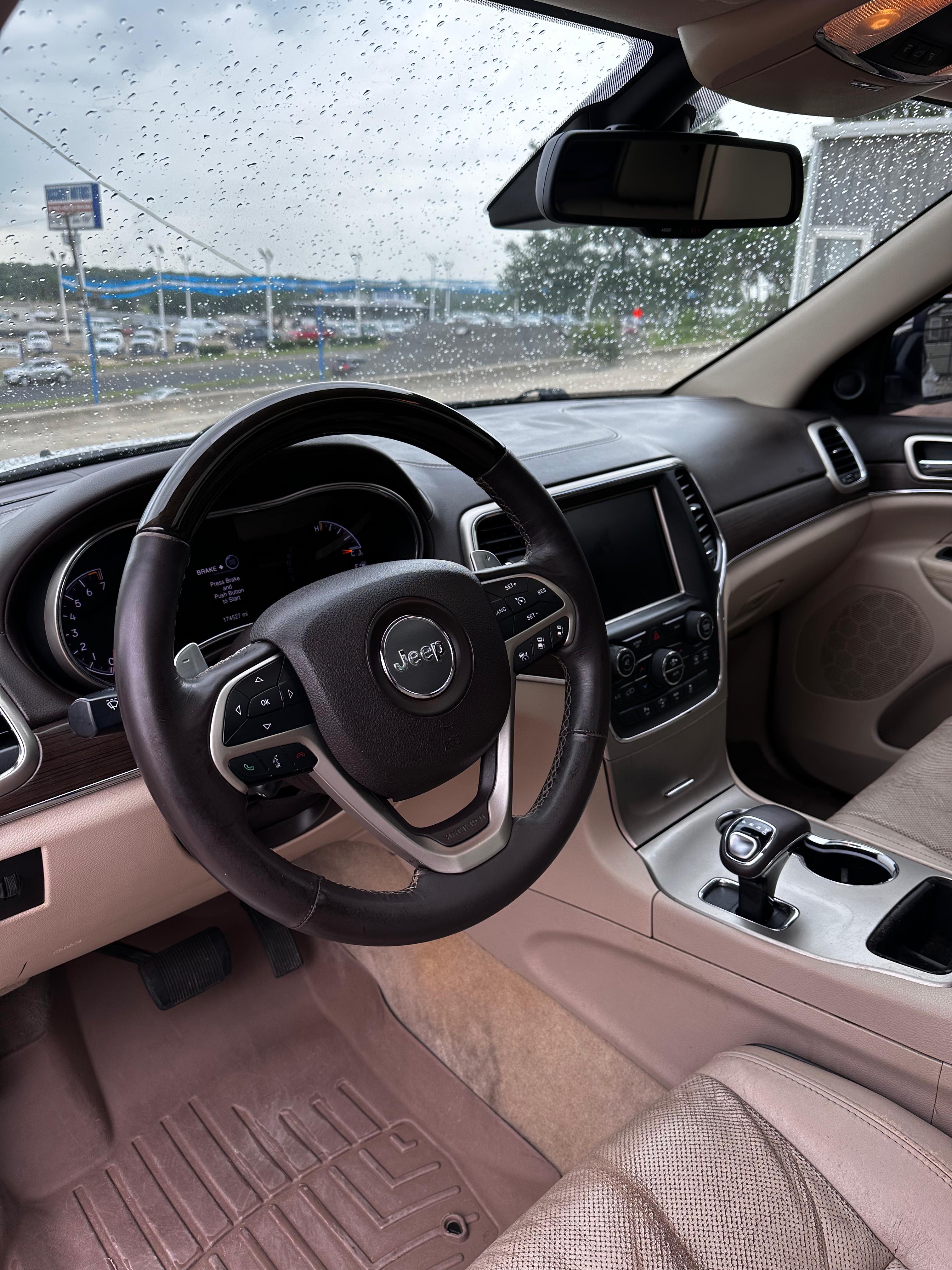 Jeep Grand Cherokee Overland
