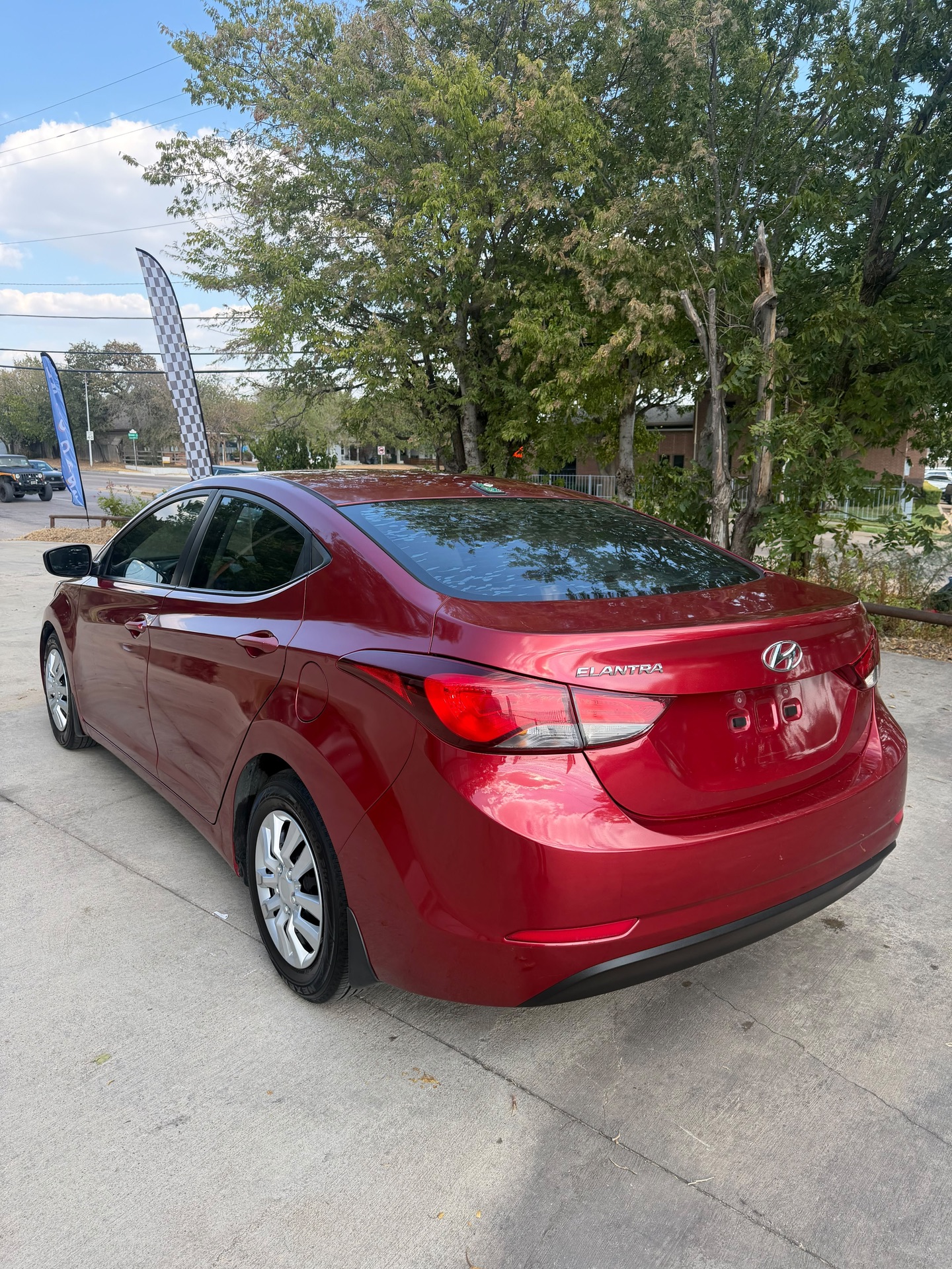 Hyundai Elantra 
