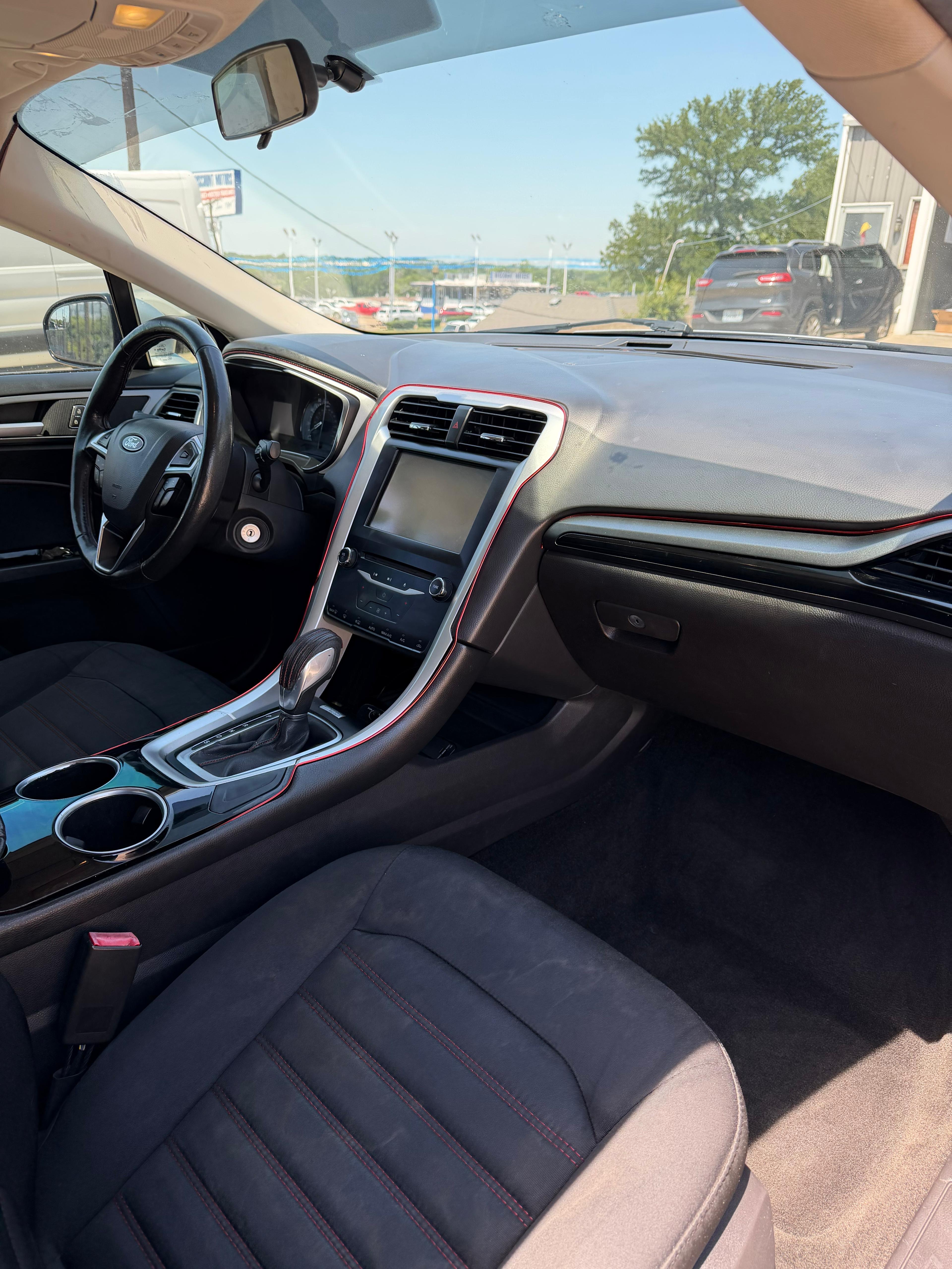 Ford Fusion Limited