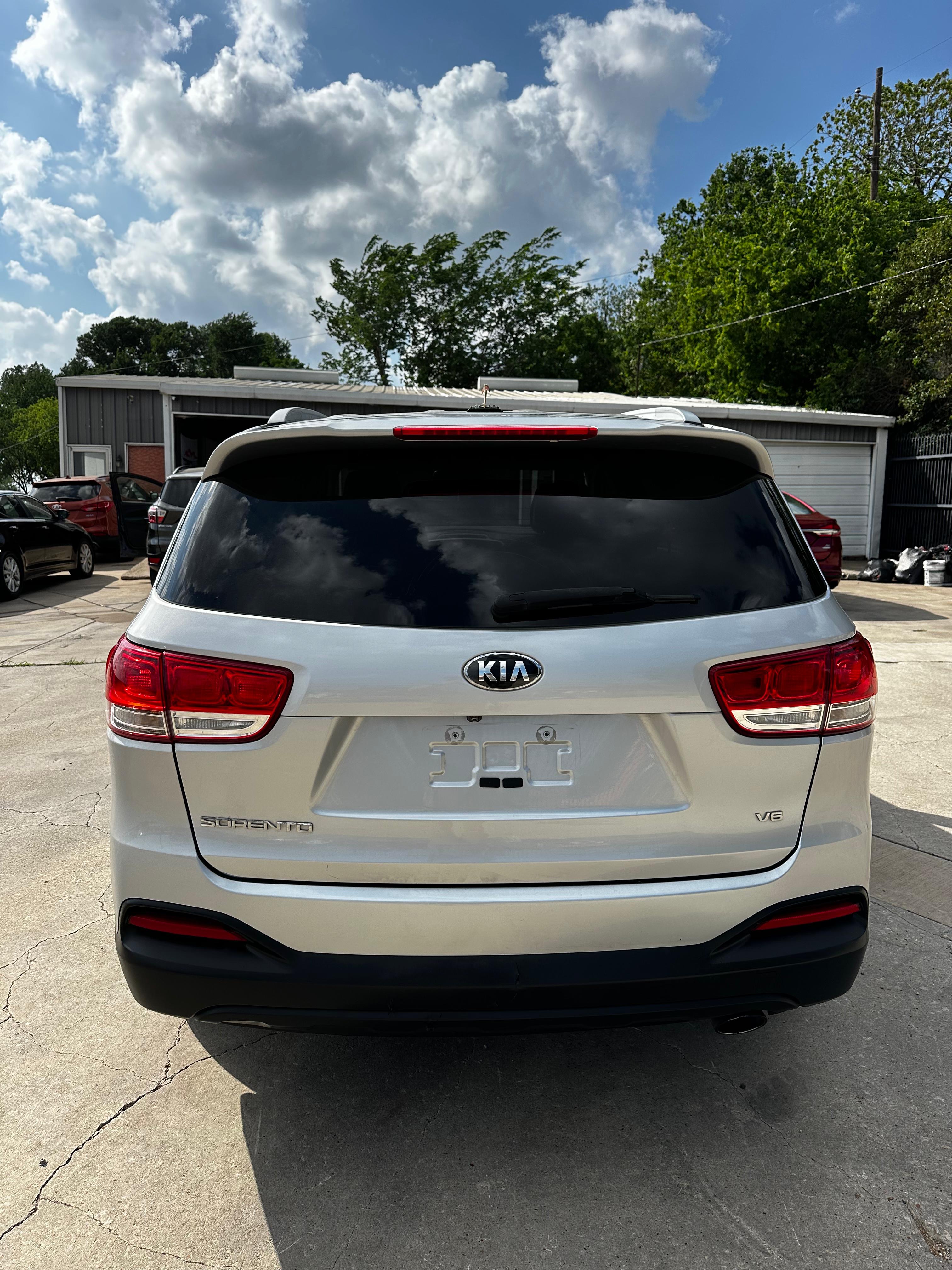 Kia Sorento Limited 