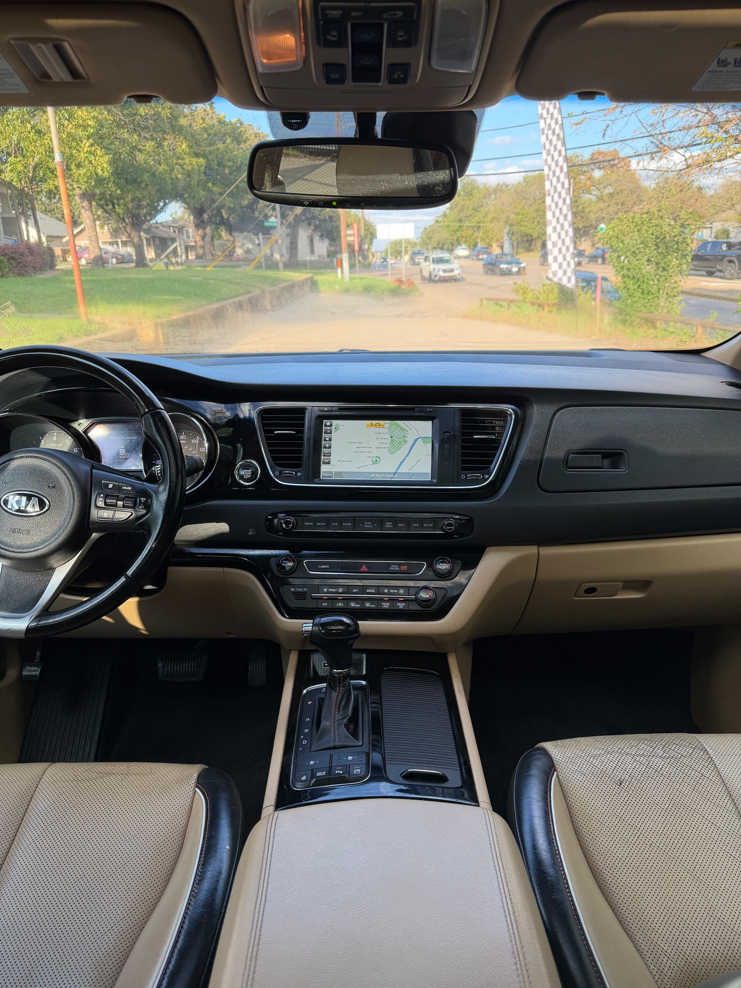 Kia Sedona SX Limited 